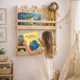 Bild in Galerie-Betrachter laden, Bücherregal aus Holz für Kinder – Montessori Wand-Bücherregal für Kinderzimmer, mit personalisierter Gravur