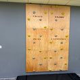 Bild in Galerie-Betrachter laden, Montessori Kletterwand für Kinder mit Griffen – Kletterwand aus Birkenholz, mit Leinöl & Bienenwachs veredelt