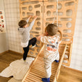 Bild in Galerie-Betrachter laden, Montessori Kletterwand für Kinder mit Rutsche, Klimmzugstange & Ringen | Indoor-Spielplatz aus Holz