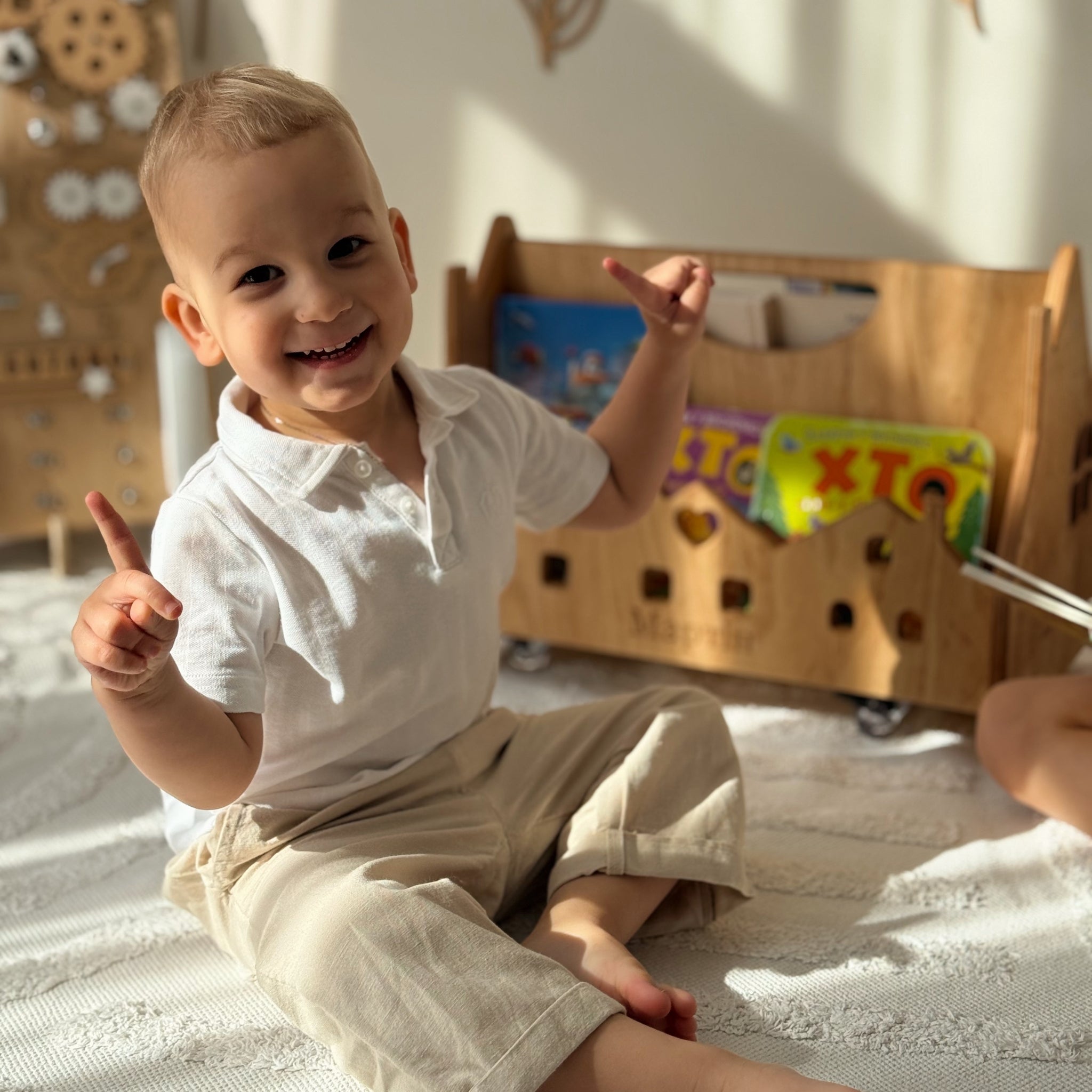 Test Montessori Bookshelf with Wheels – Personalized Kids Book Storage & Toy Organizer (Copy)