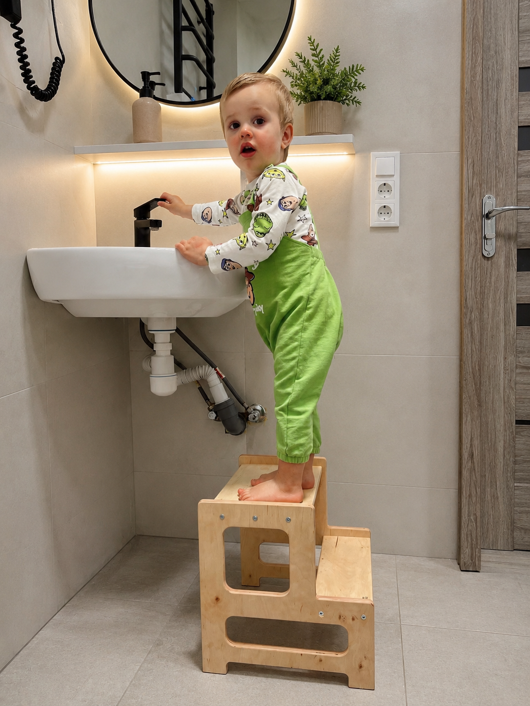Montessori Lernturm für Kinder – Tritthocker für Küche und Bad