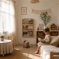 Bild in Galerie-Betrachter laden, Bücherregal aus Holz für Kinder – Montessori Wand-Bücherregal für Kinderzimmer, mit personalisierter Gravur
