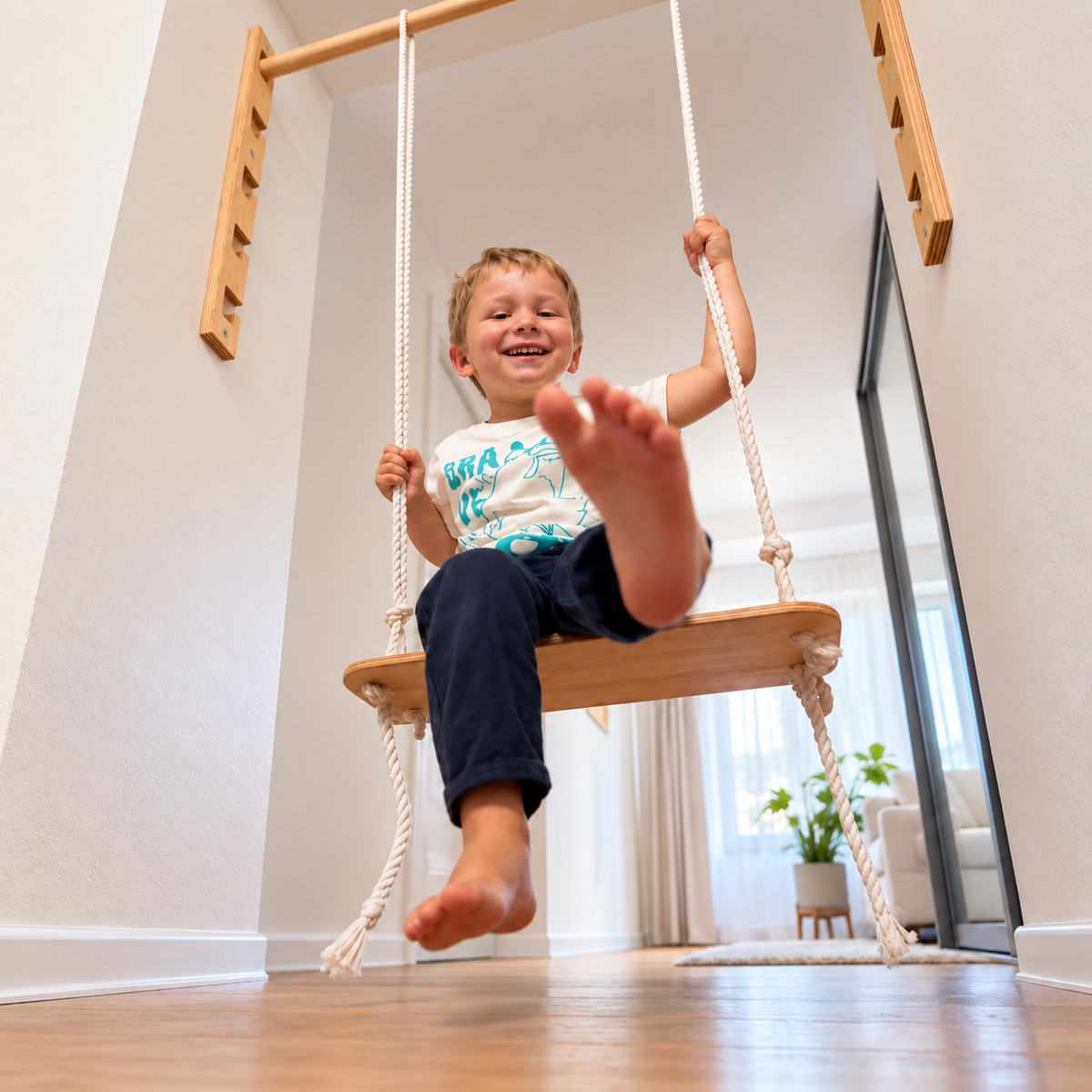 Türreck aus Holz für Kinder und Erwachsene, bis 100 kg – höhenverstellbar, optional mit Turnringen und Indoor-Schaukel