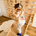 Bild in Galerie-Betrachter laden, Montessori Kletterwand für Kinder mit Rutsche, Klimmzugstange & Ringen | Indoor-Spielplatz aus Holz
